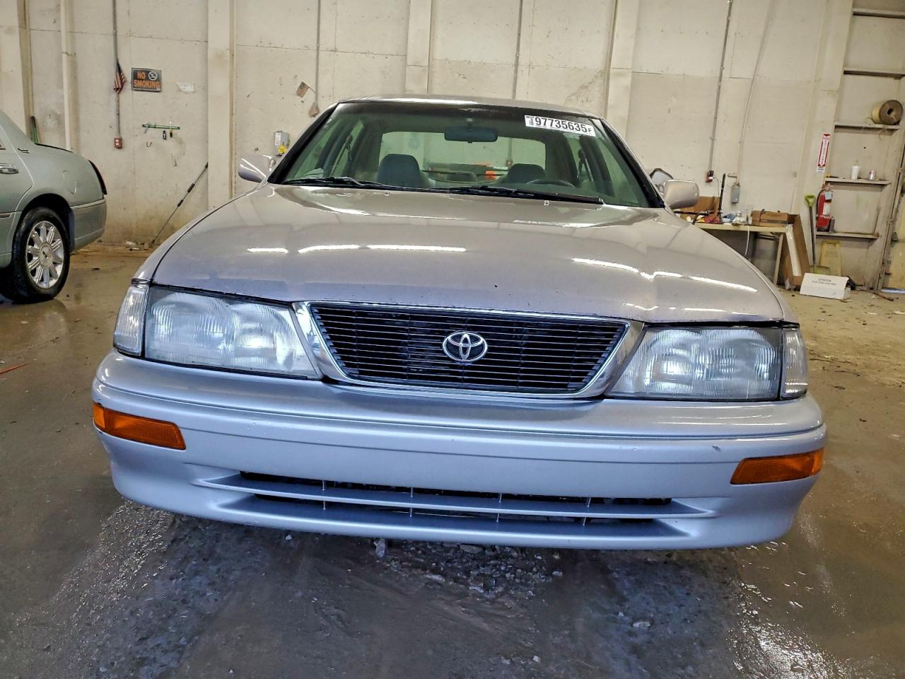 Toyota Avalon Xl Image 4