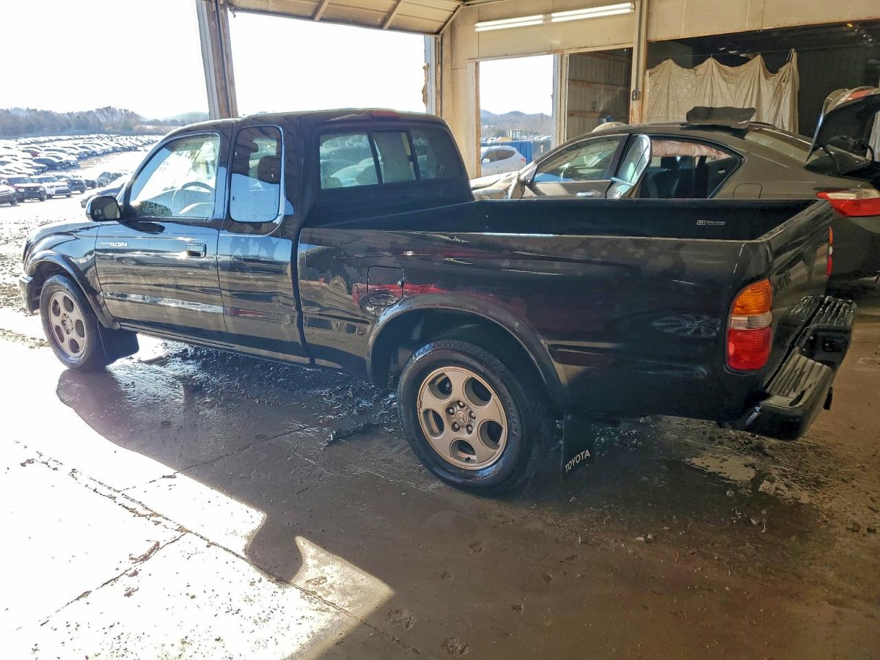 Toyota Tacoma Xtracab S-runner Image 10