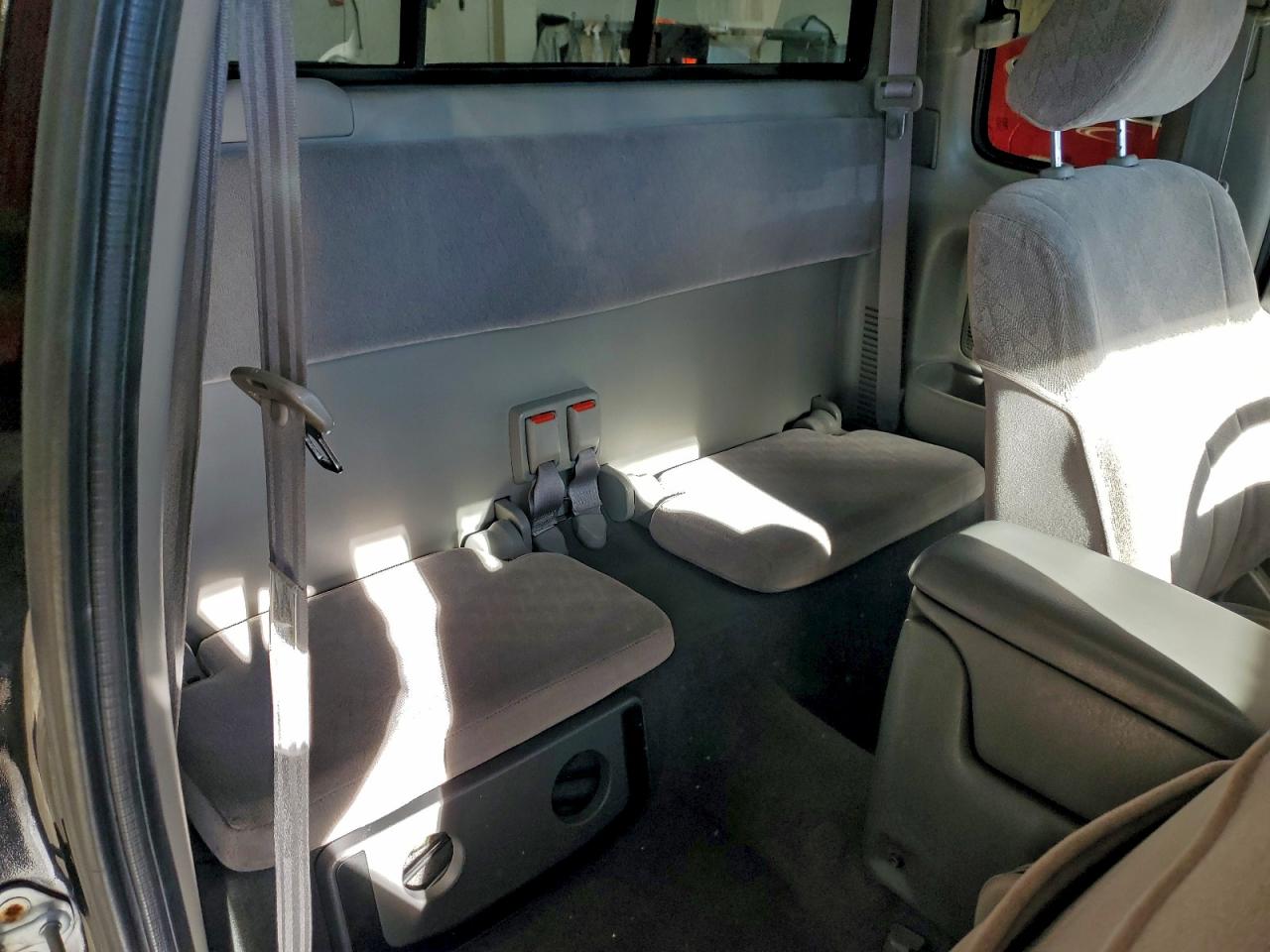 Toyota Tacoma Xtracab S-runner Image 11