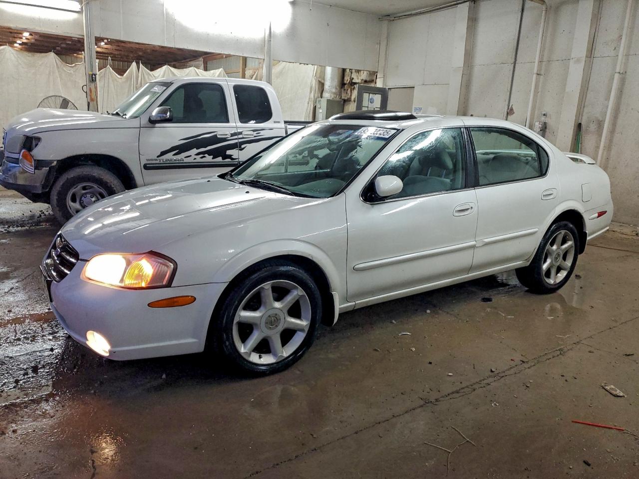 Nissan Maxima Gxe Image 1