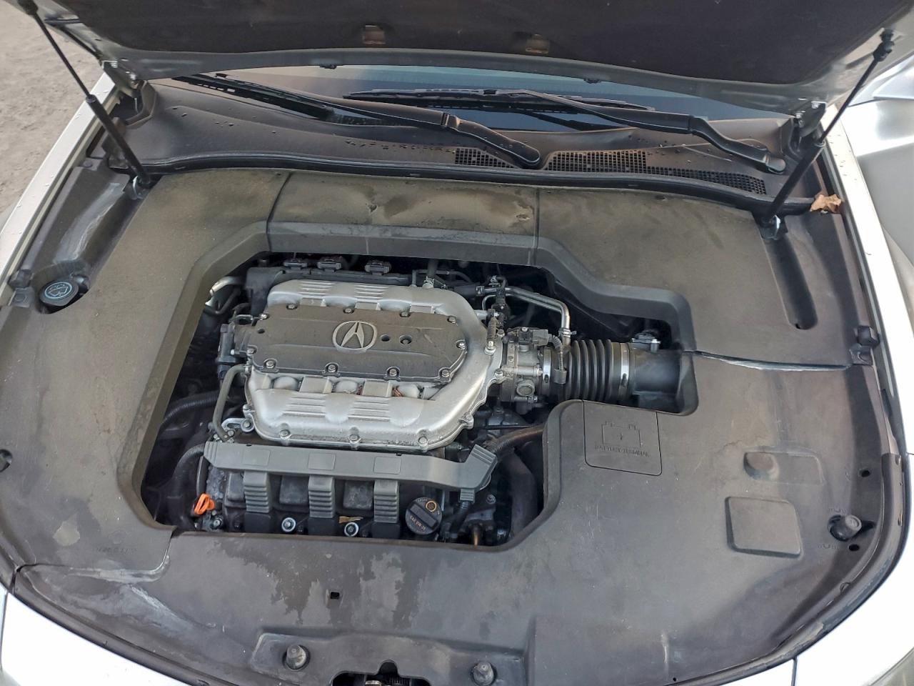 Acura TL Image 11