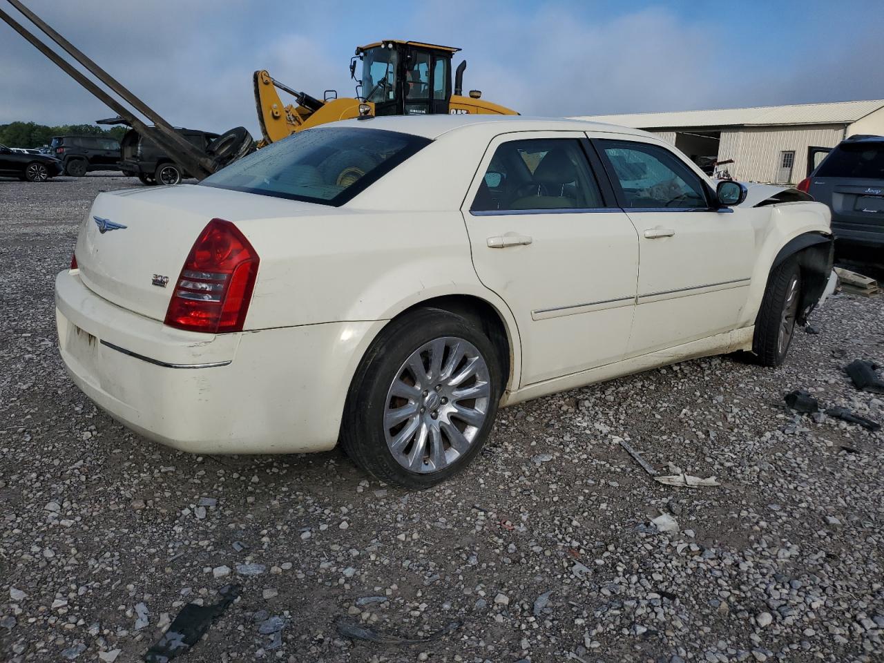Chrysler 300 Touring Image 7
