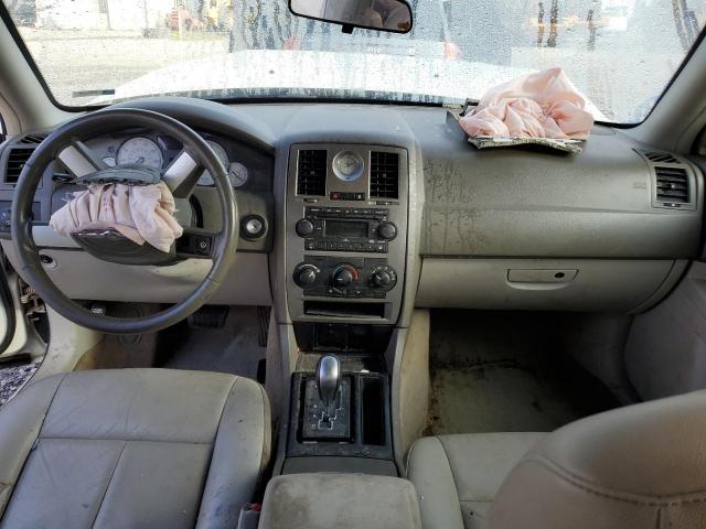 Chrysler 300 Touring Image 13