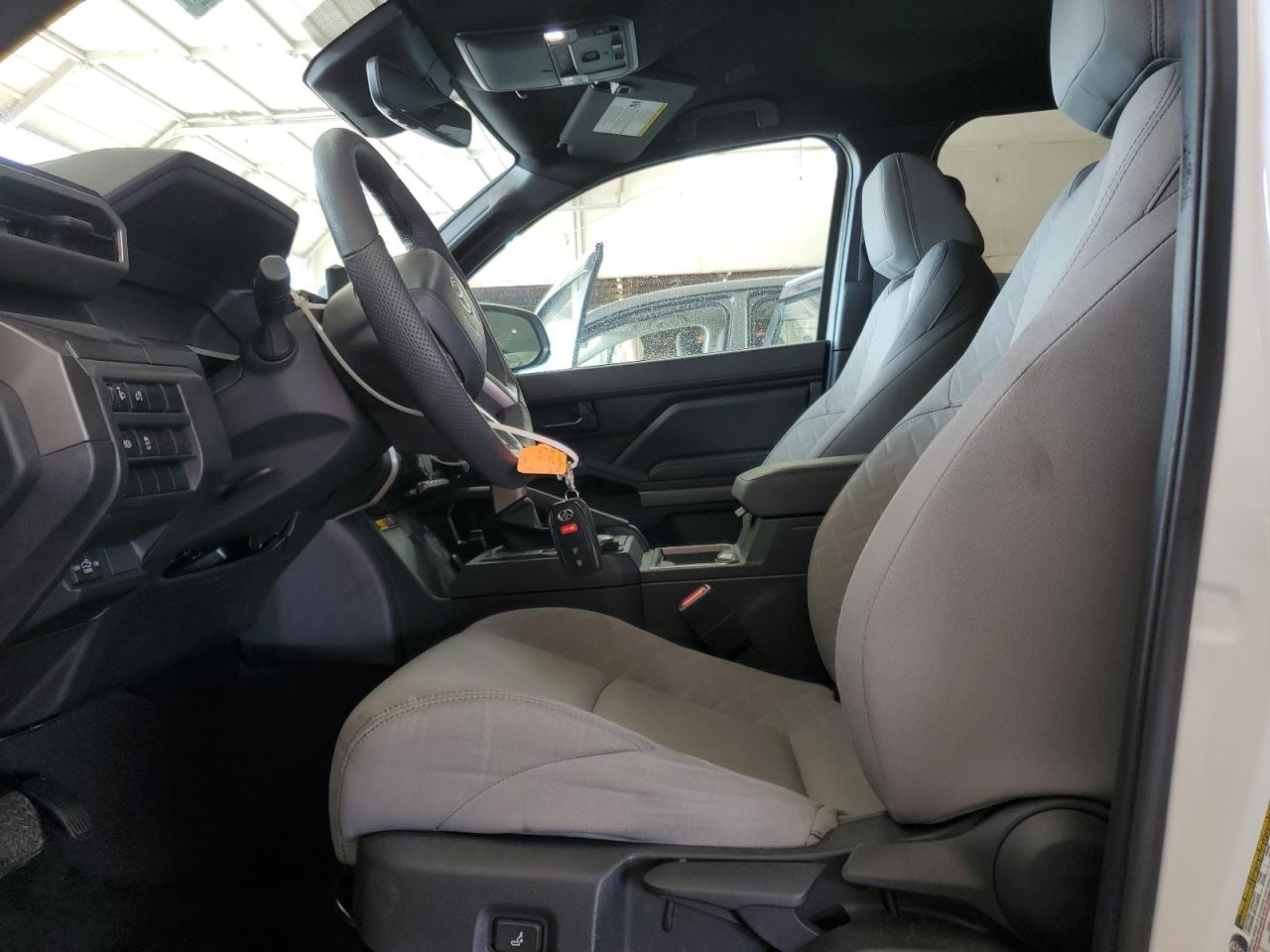 Toyota Tacoma Double Cab Image 12