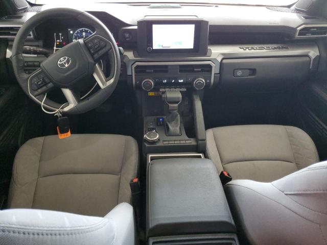 Toyota Tacoma Double Cab Image 13