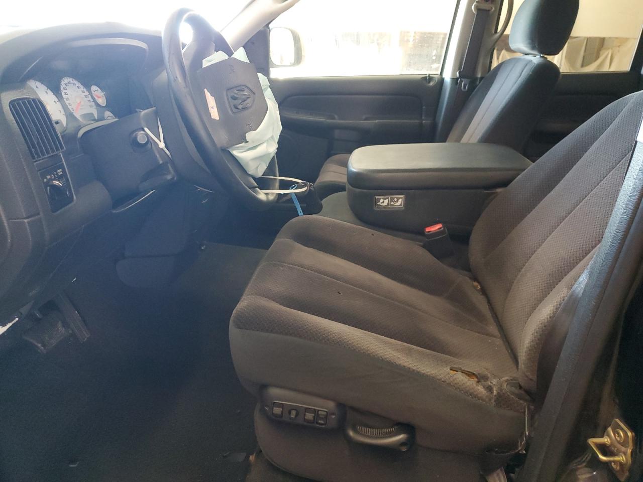 Dodge Ram 1500 St Image 3