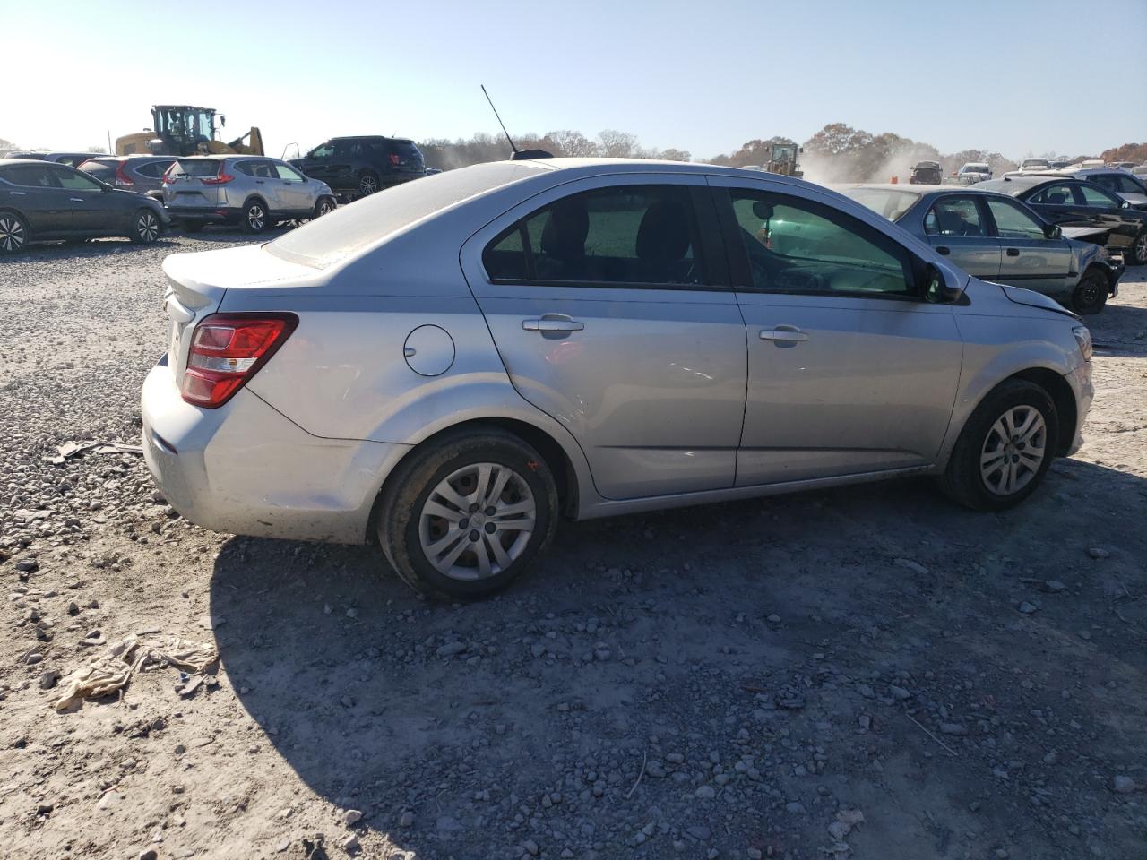 Chevrolet Sonic Ls Image 2