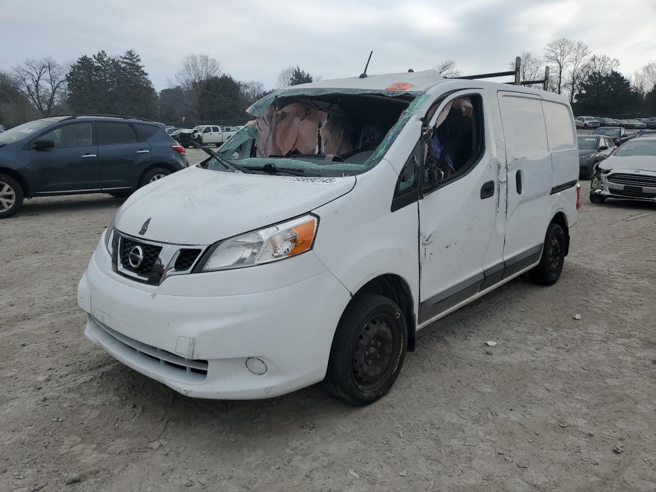 Nissan Nv 2.5s Image 1