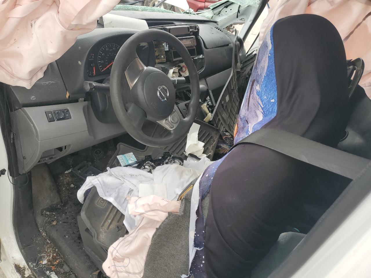 Nissan Nv 2.5s Image 3