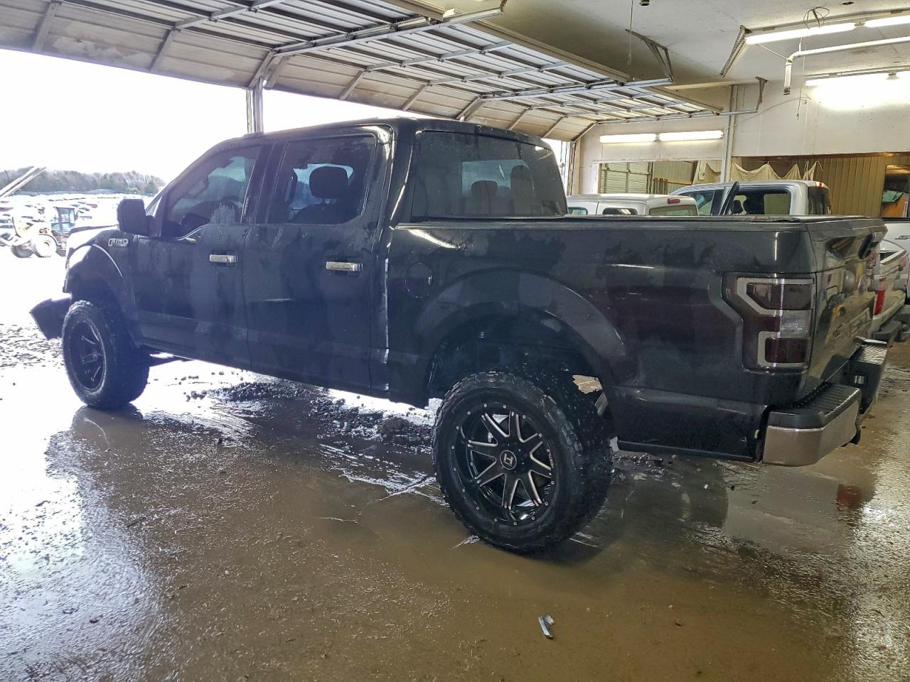 Ford F-150 Supercrew Image 2