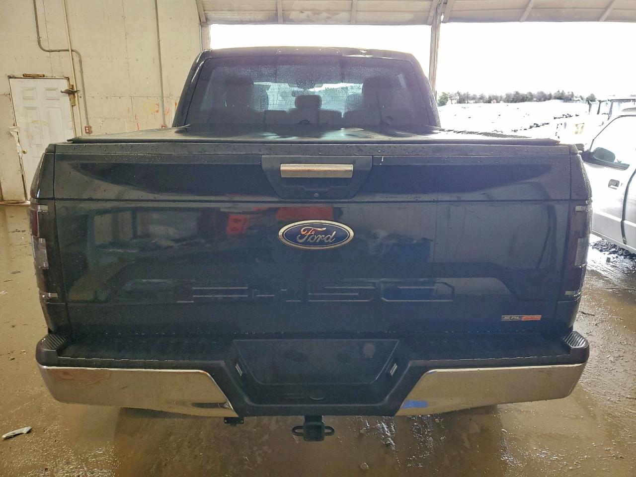 Ford F-150 Supercrew Image 3