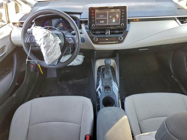 Toyota Corolla Le Image 4