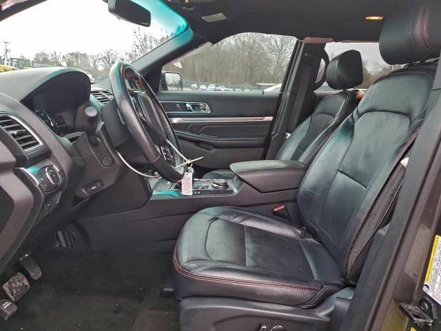 Ford Explorer Sport Image 6