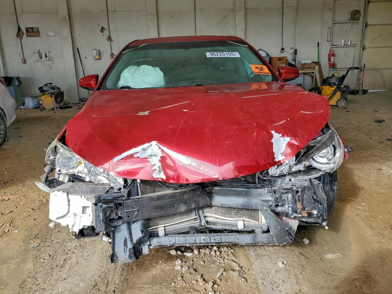 Toyota Camry Le Image 9