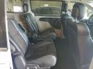 Chrysler Minivan Limited Image 7