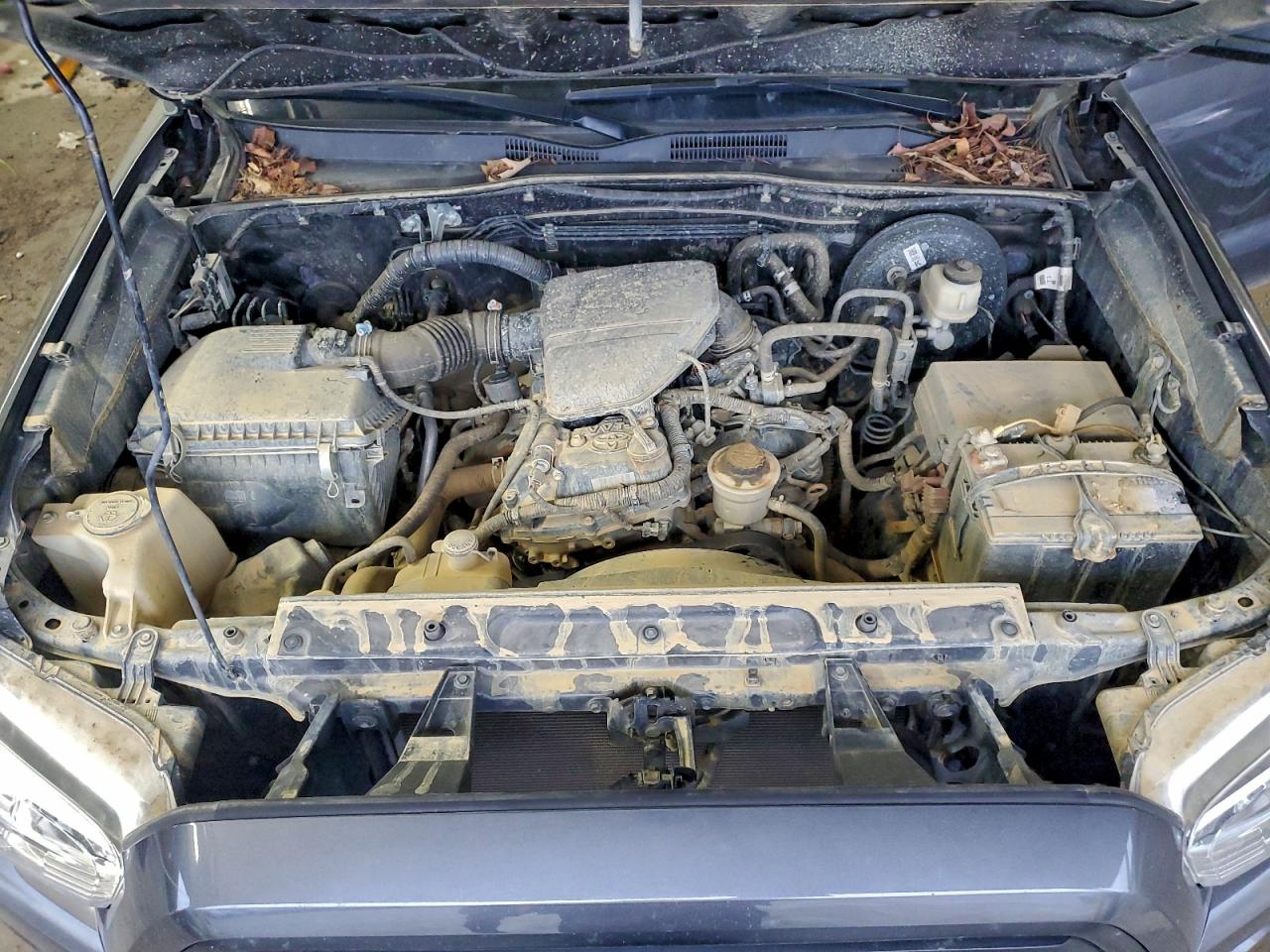 Toyota Tacoma Double Cab Image 8