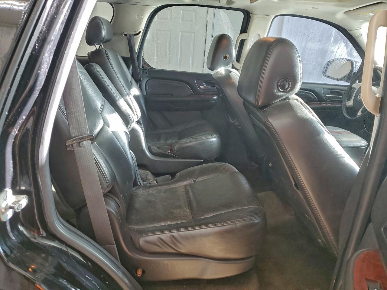 Cadillac Escalade Luxury Image 9