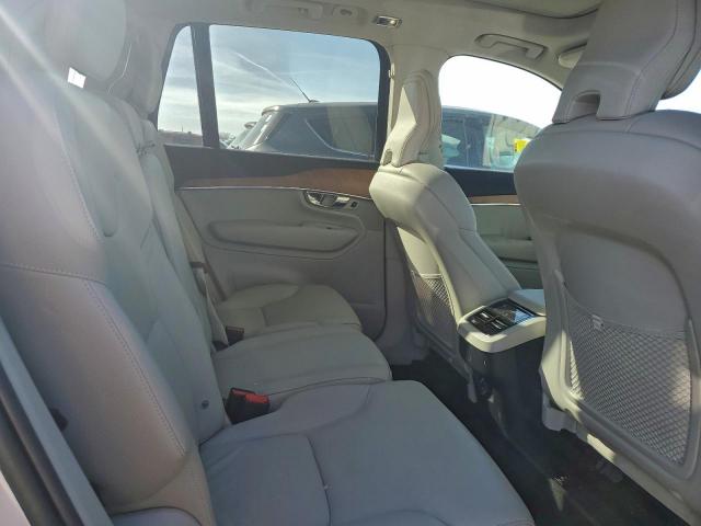 Volvo XC90 T6 Momentum Image 8