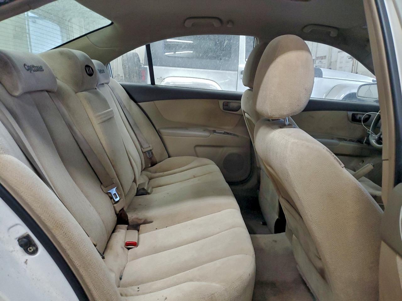 Kia Optima Lx Image 4