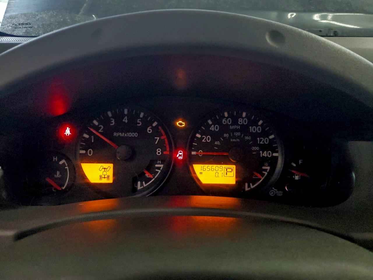 Nissan Frontier S Image 8