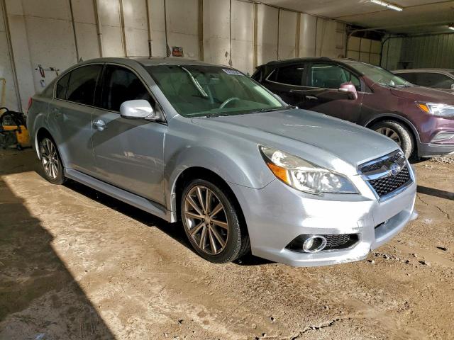 Subaru Legacy 2.5i Sport Image 2