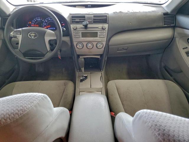 Toyota Camry Base Image 7