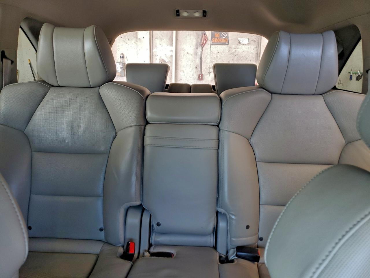 Acura MDX Advance Image 4