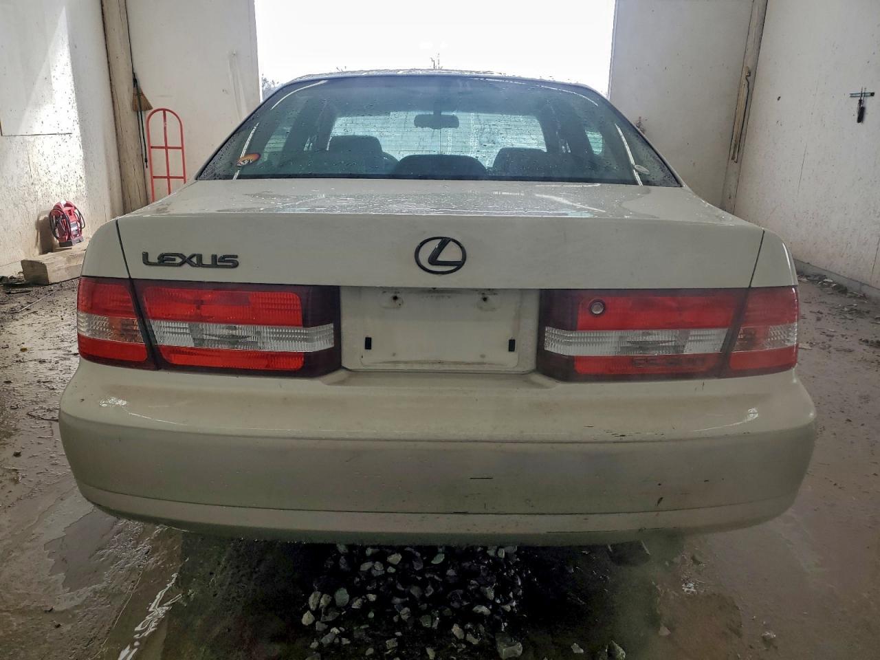 Lexus Es 300 Image 7