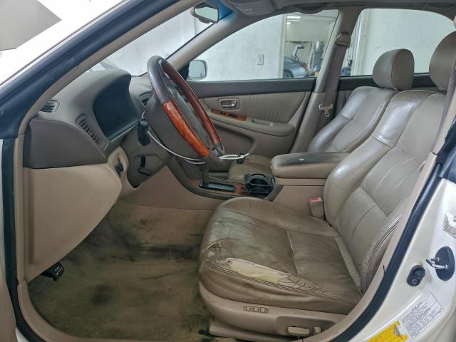 Lexus Es 300 Image 8