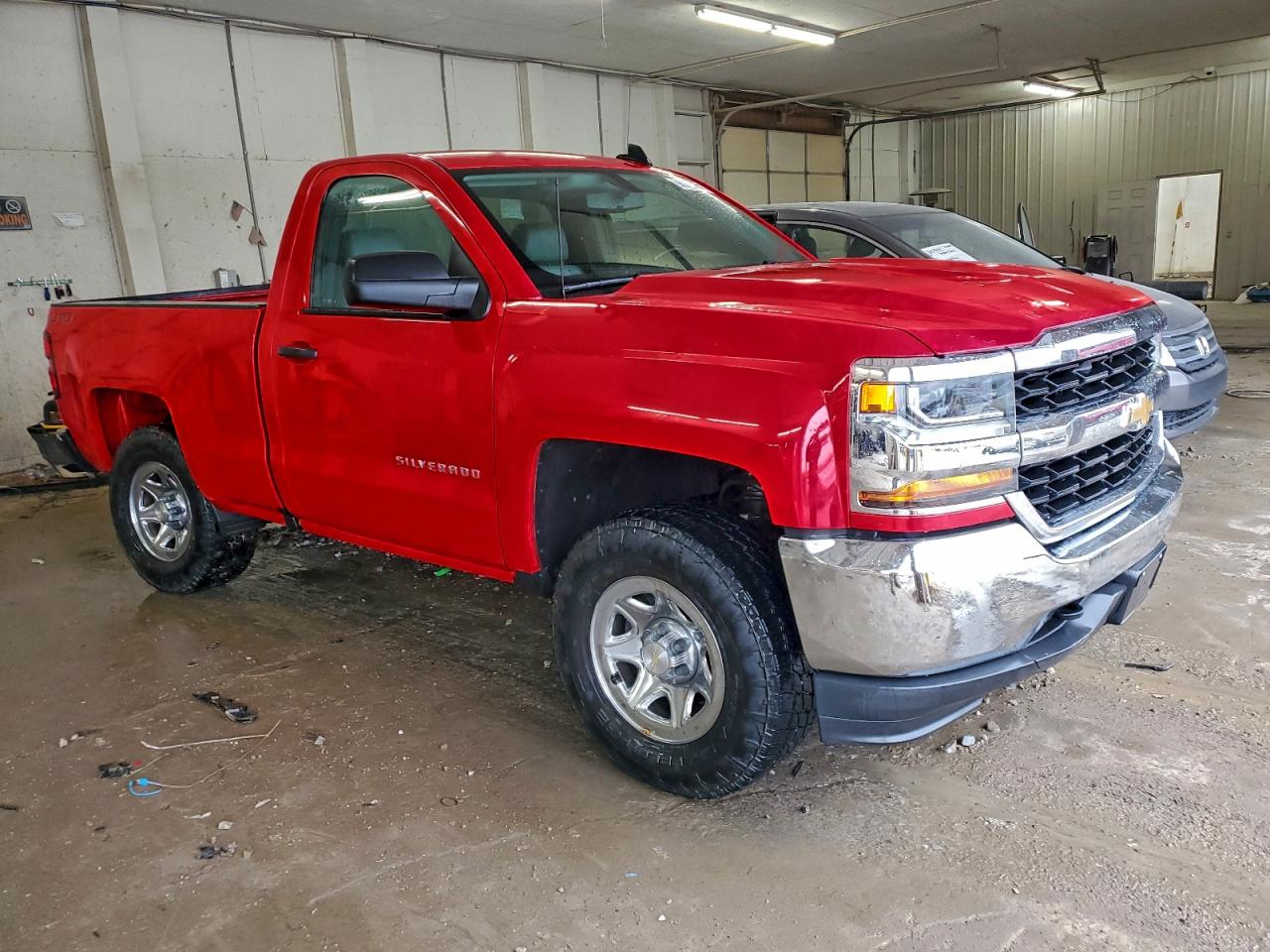 Chevrolet Silverado K1500 Image 12