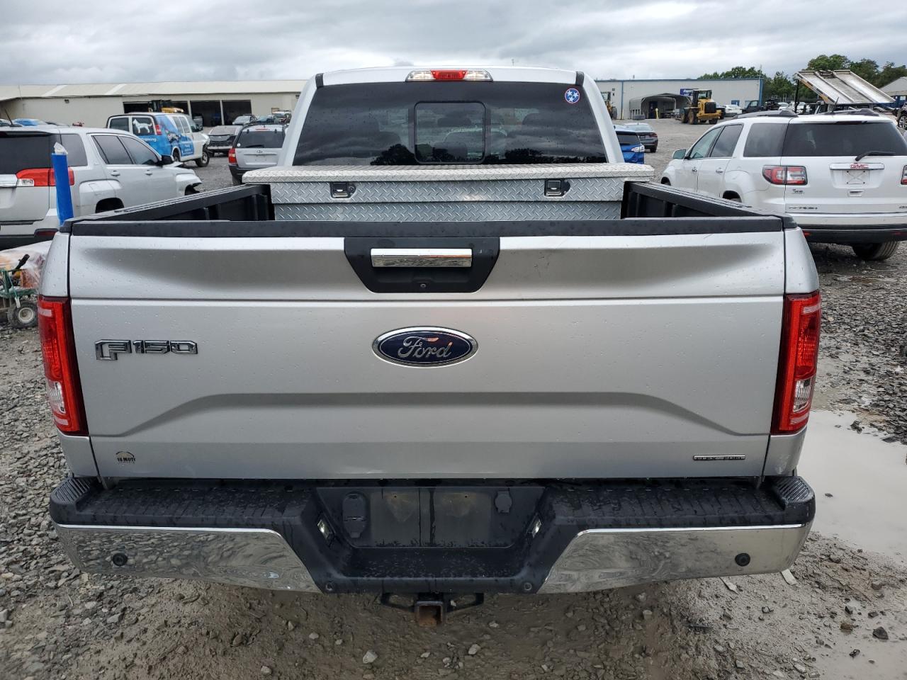 Ford F-150 Supercrew Image 5