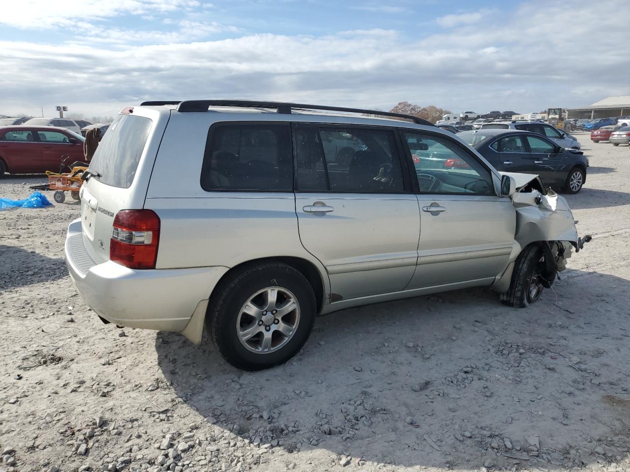 Toyota Highlander Base Image 5