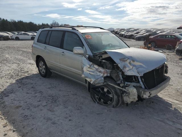 Toyota Highlander Base Image 3