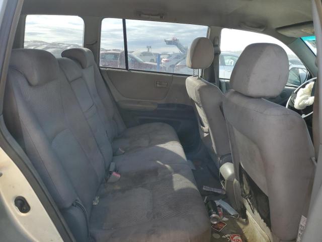 Toyota Highlander Base Image 13