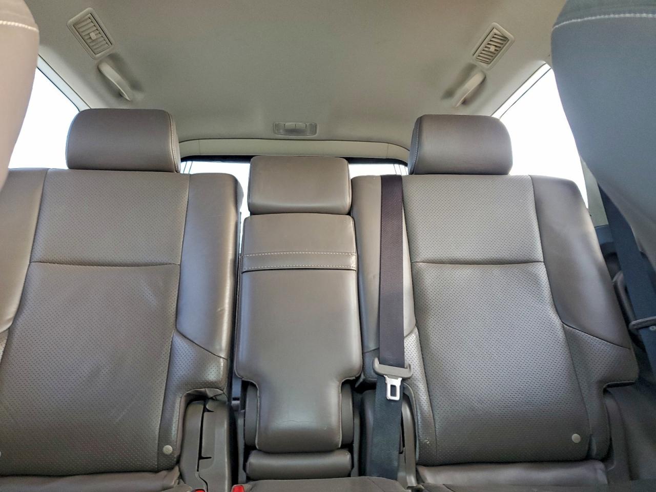 Lexus Gx 460 Premium Image 5