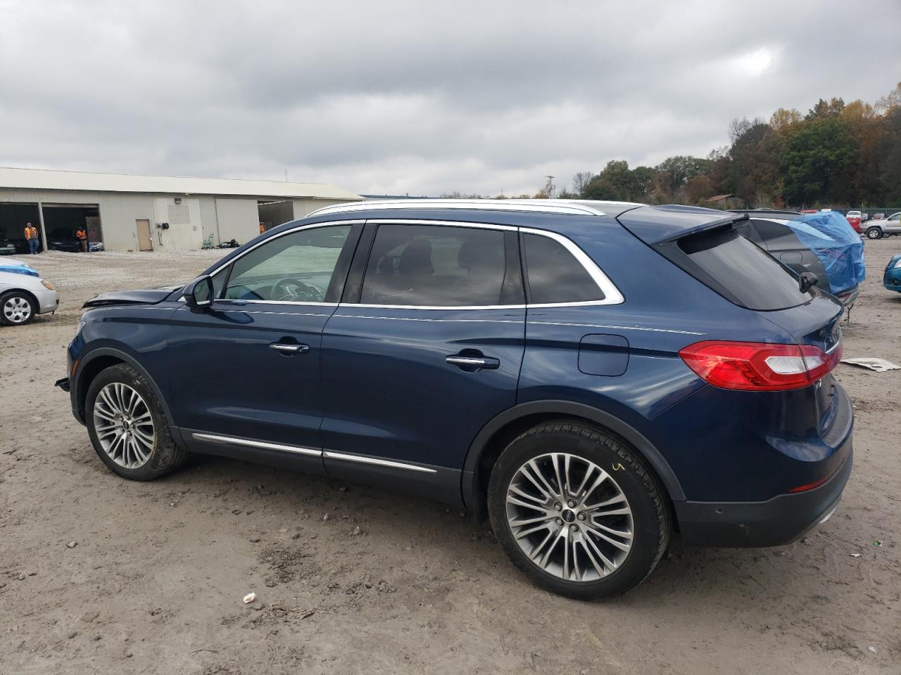 Lincoln MKX Reserve Image 2