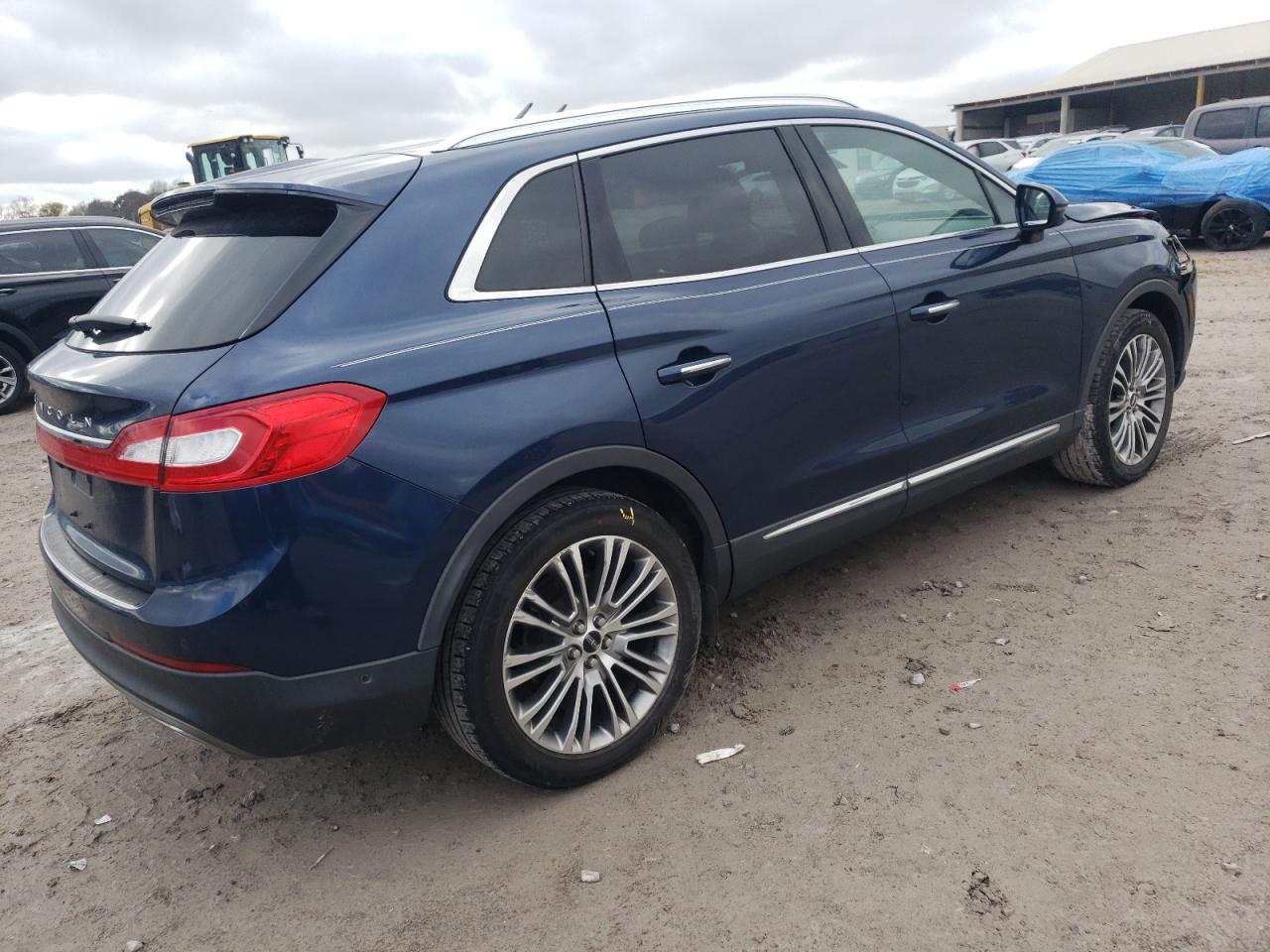 Lincoln MKX Reserve Image 3