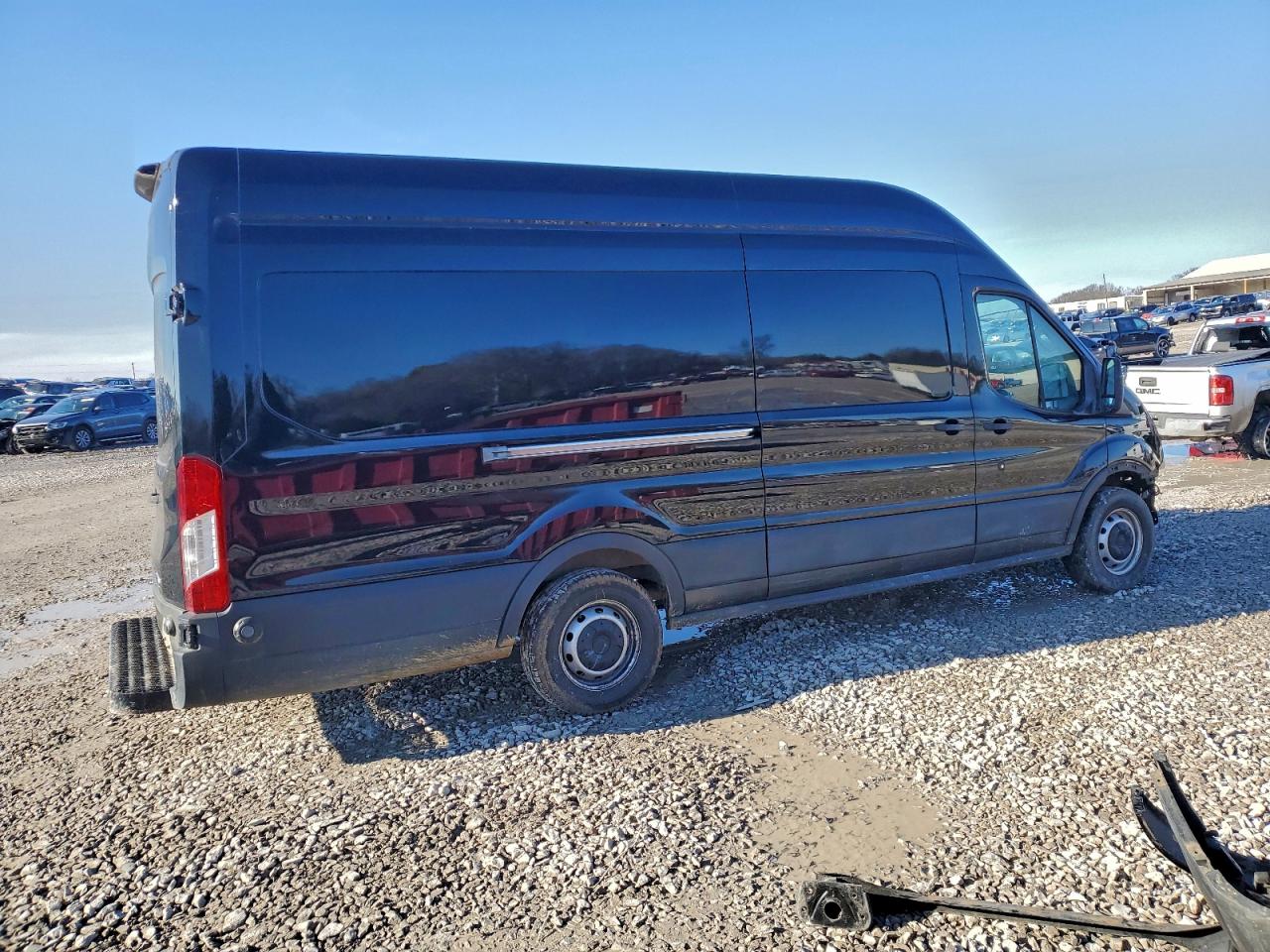 Ford Transit T-250 Image 5