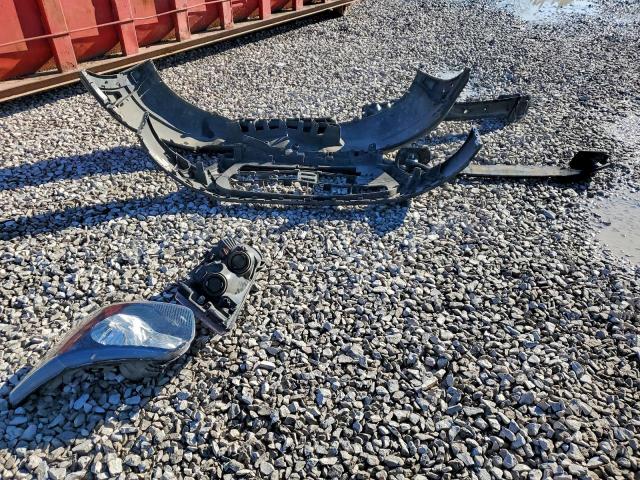 Ford Transit T-250 Image 12