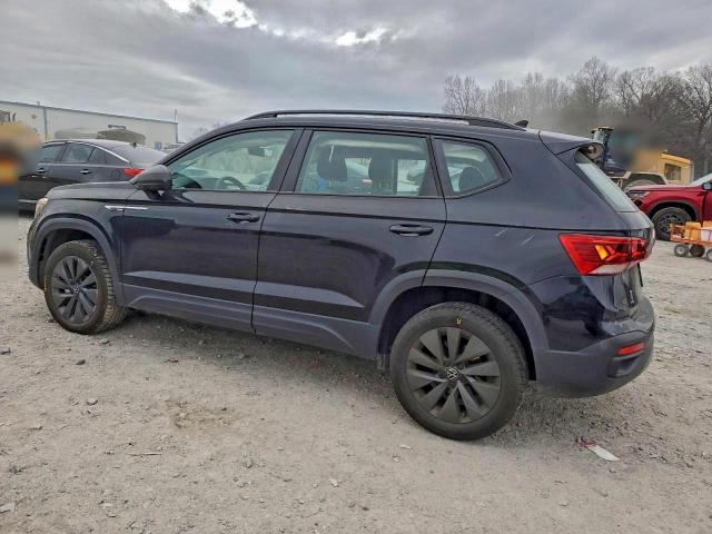 Volkswagen Taos S Image 2