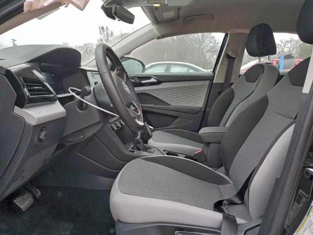 Volkswagen Taos S Image 5