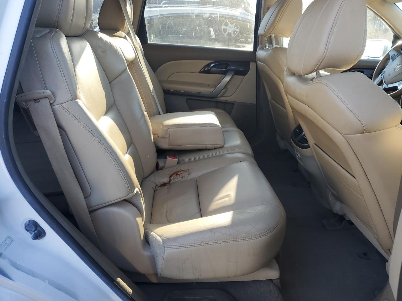 Acura MDX Image 8