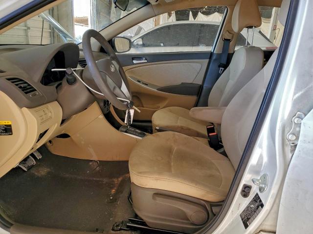 Hyundai ACCENT Gls Image 9