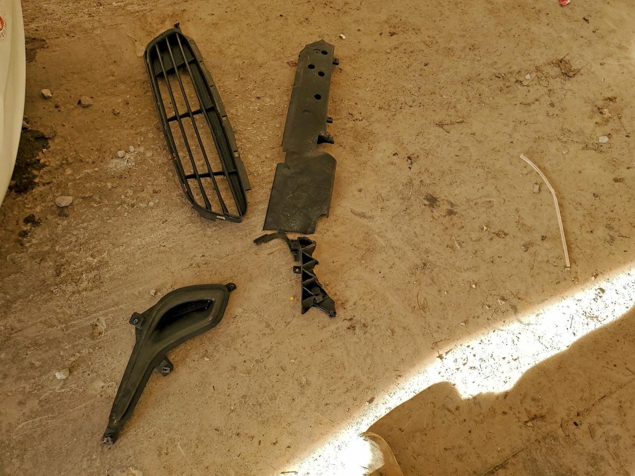 Hyundai ACCENT Gls Image 12