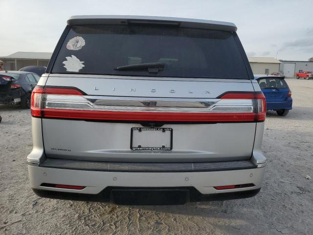 Lincoln Navigator Select Image 6