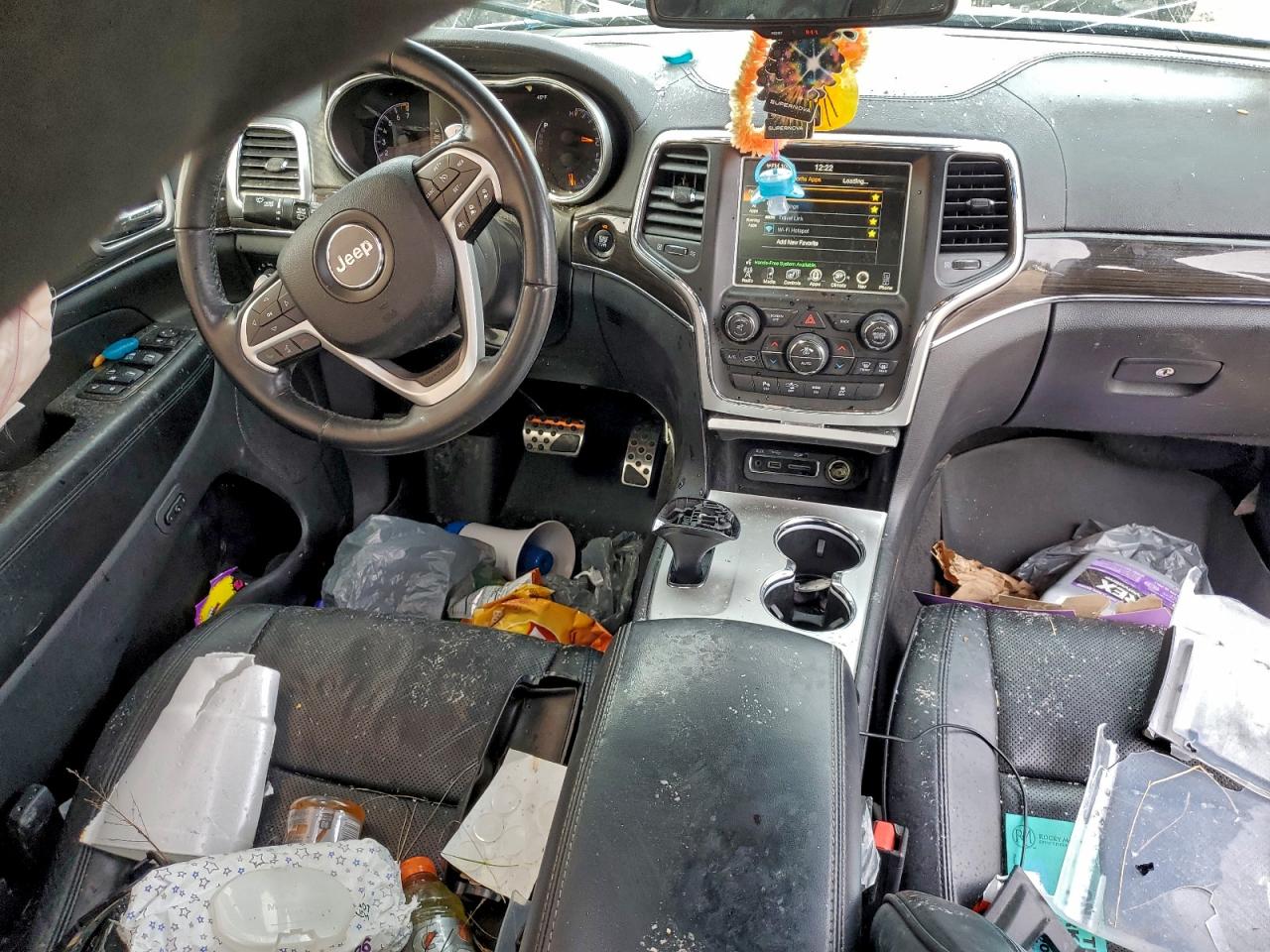 Jeep Grand Cherokee Overland Image 4