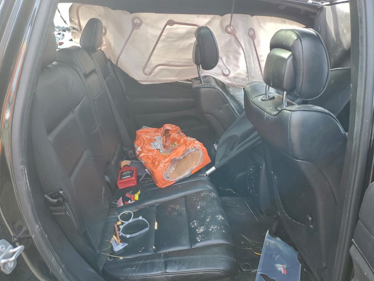 Jeep Grand Cherokee Overland Image 11