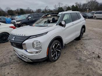  Salvage Mitsubishi Outlander