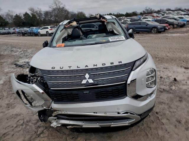 Mitsubishi Outlander Se Image 2