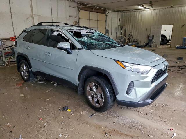 Toyota RAV4 Xle Image 2